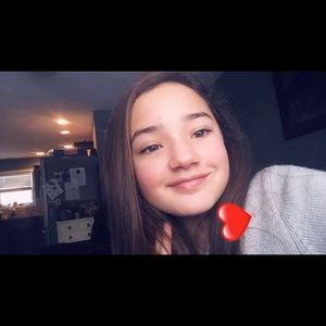 Meet your Posher, Lottie